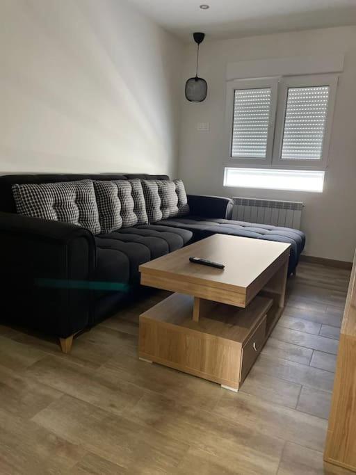 Adoracte 4 Mieres Apartamentos Eksteriør billede